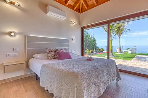 Chambre avec accès piscine et vue Atlantique à la Casa Yaneric