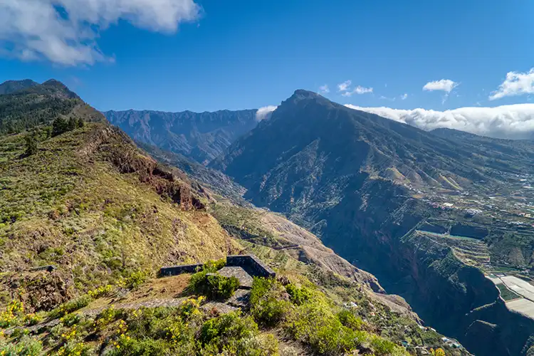 Vista panorámica desde el Mirador Las Cabezadas sobre el Valle de Aridane