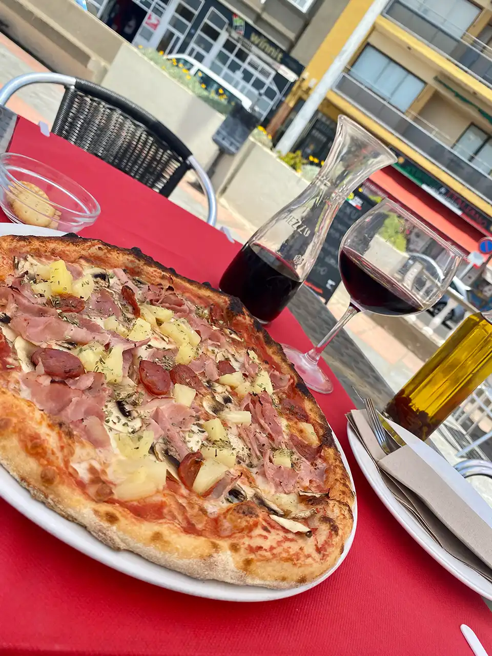 Restaurante Atipico - Italiano Cafe Wine Bar en Tazacorte, La Palma